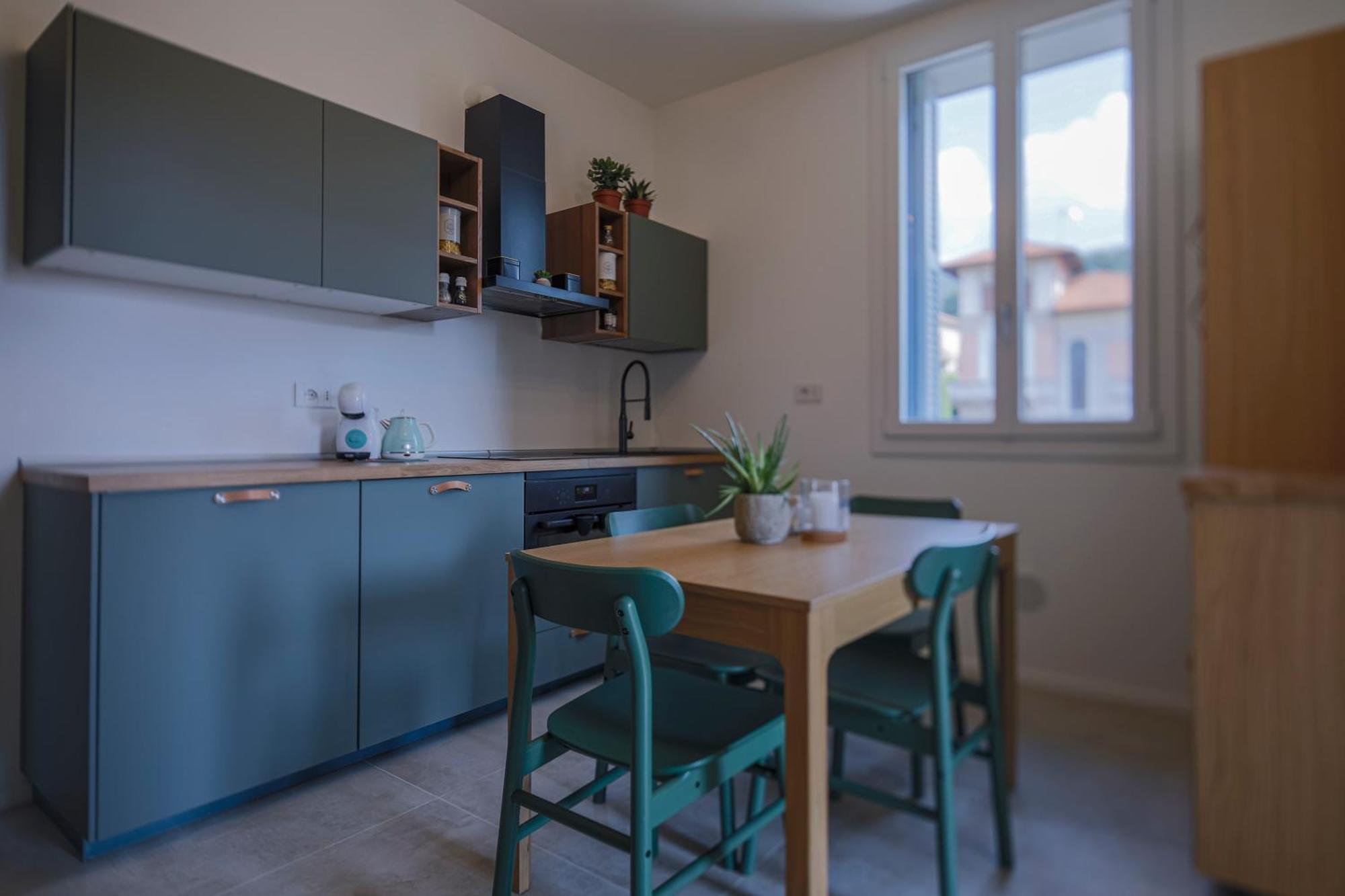 Ca' Del Re Scartozz Apartment Gavirate Exterior photo